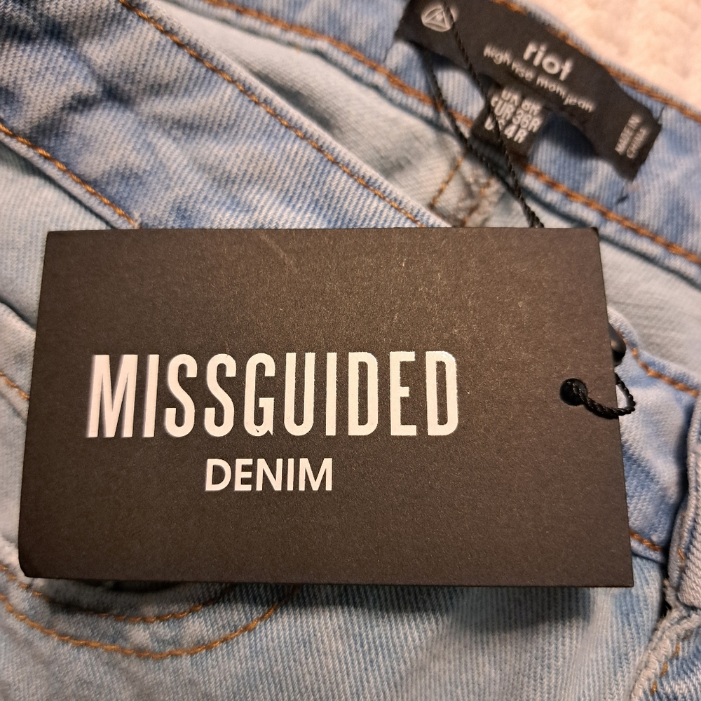 Missguided Riot Jeans - Picture 5 of 11